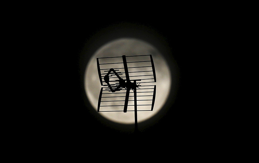 Click to enlarge supermoon seville