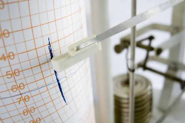 Seismograph
