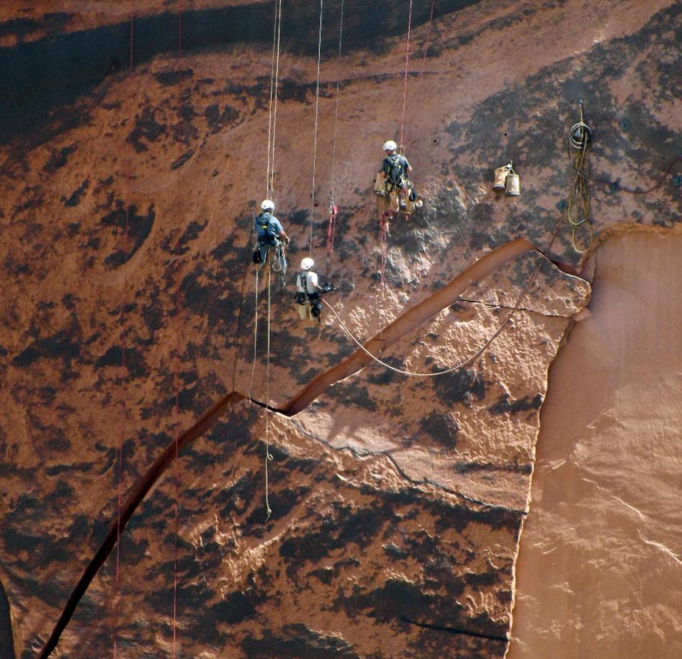 rock glen canyon dam