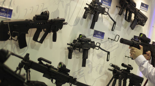 guns
