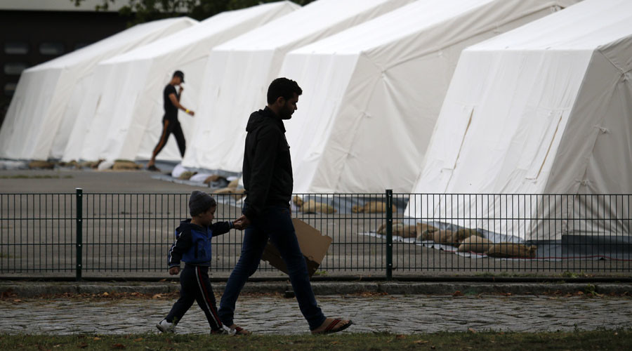 Click to enlarge germany refugees