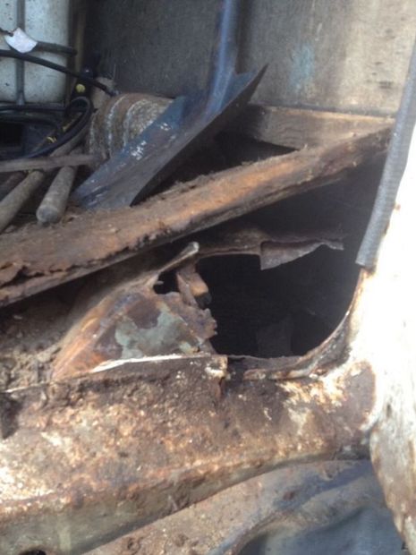 Click to enlarge haunted van