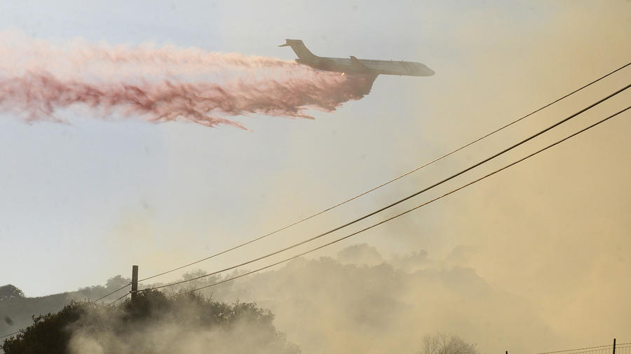 California wildfire plane