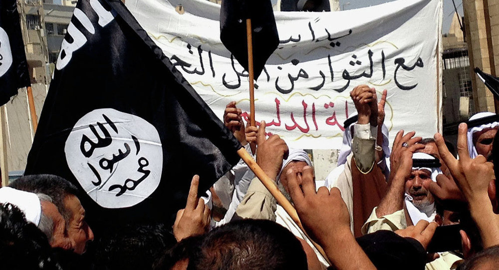Click to enlarge al-Qaeda flags