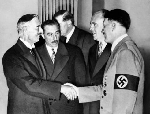 Adolf Hitler Neville Chamberlain 