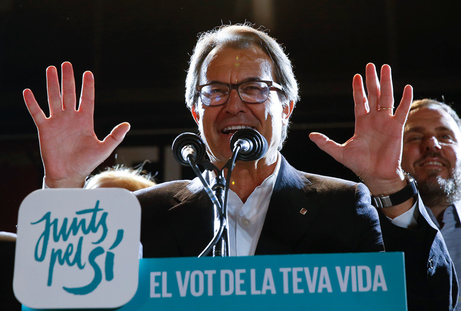 Click to enlarge Catalan President Artur Mas