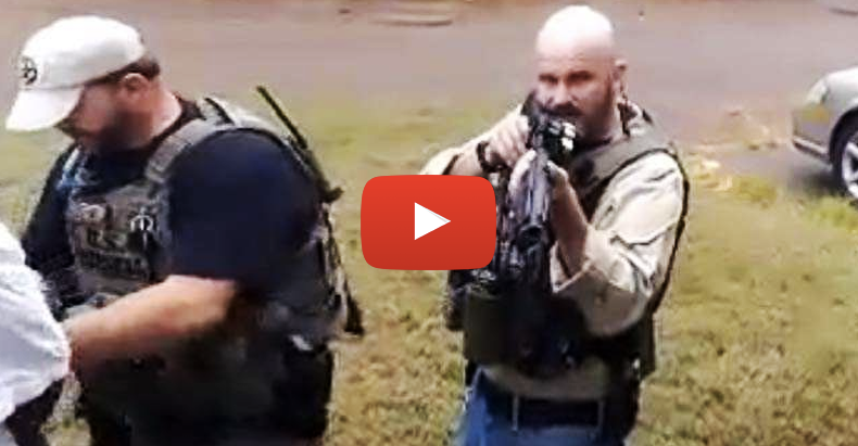 Click to enlarge cop threatens couple