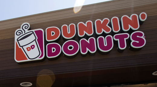 employee blacklivesmatter police donut shop