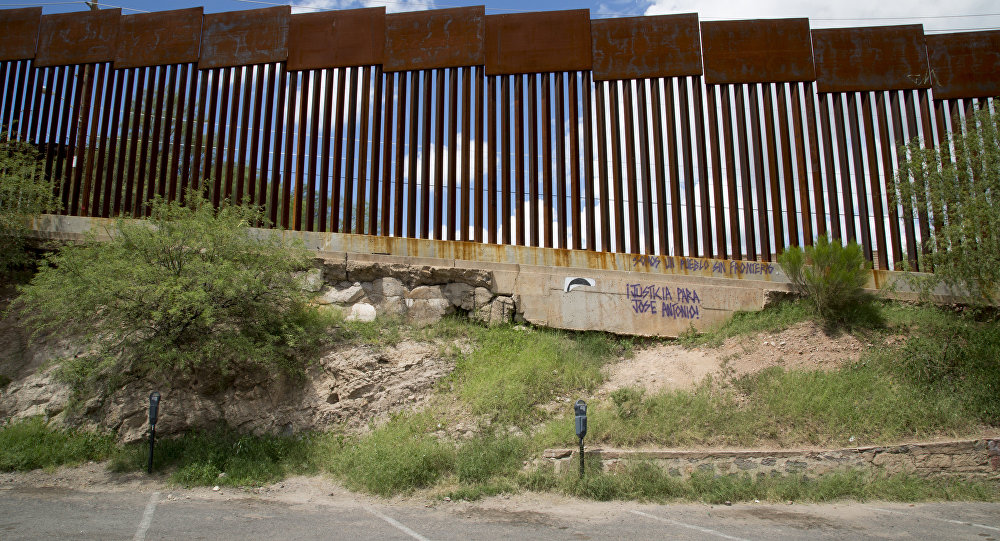 Mexico border wall