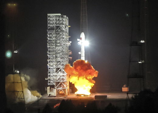 Click to enlarge Beidou satellite