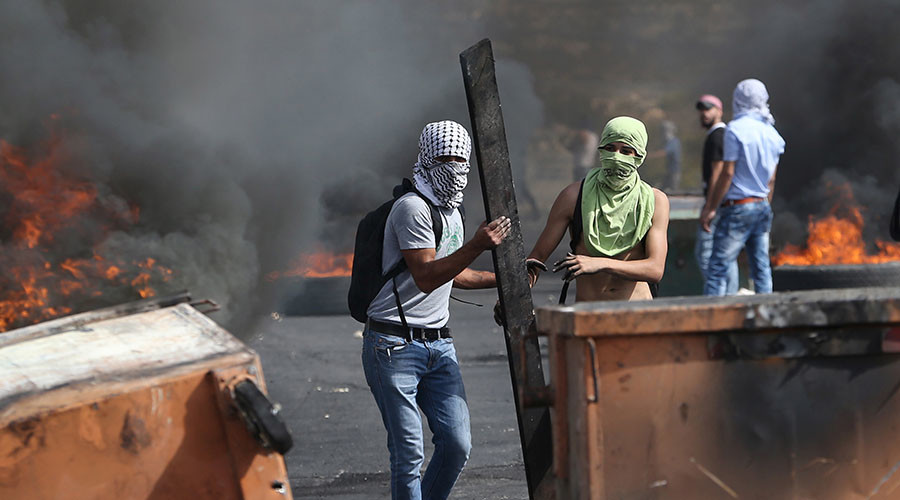  masked Palestinians