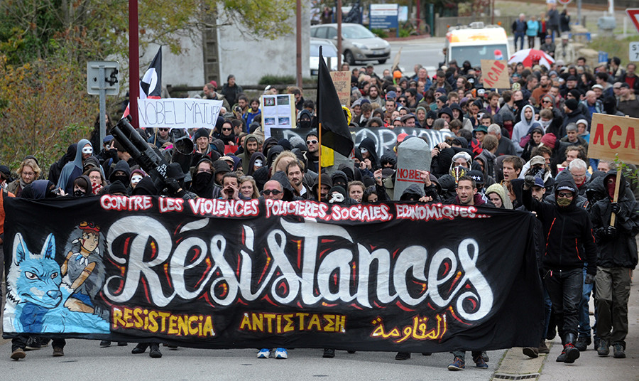 french police brutality protest