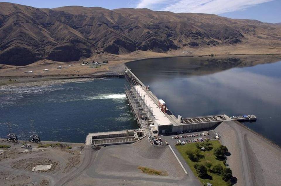 Click to enlarge Priest Rapids Dam