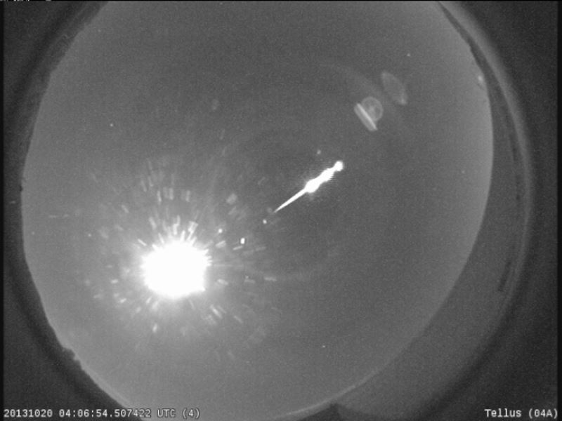Click to enlarge Taurid meteor