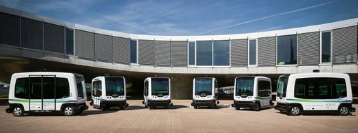 Robot buses