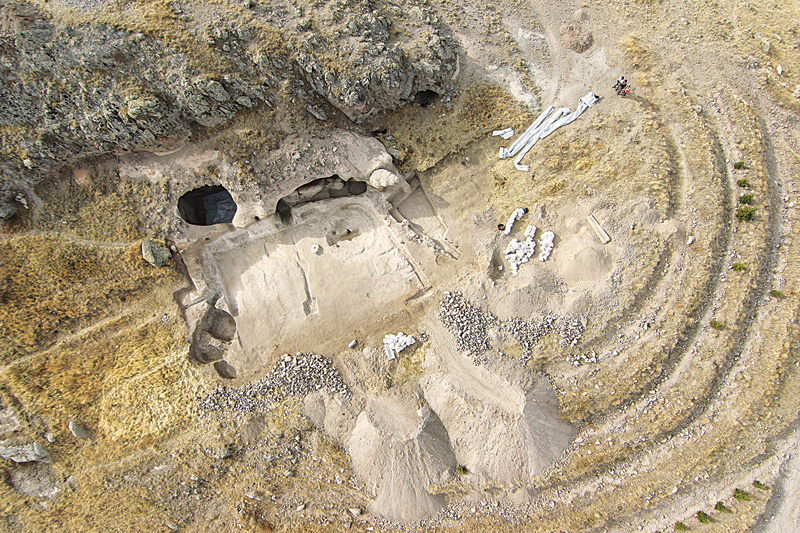 Click to enlarge Geval castle