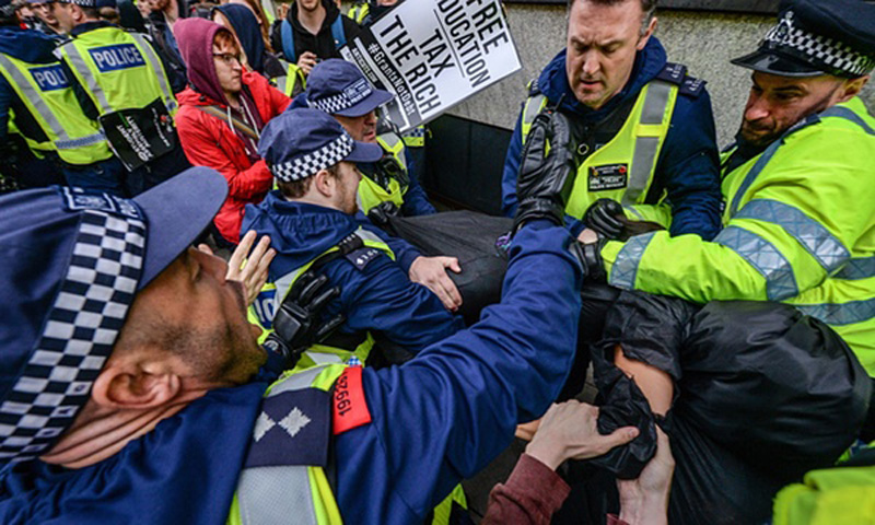 Click to enlarge london student protest