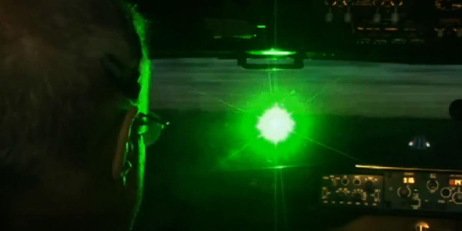 laser strikes airplane
