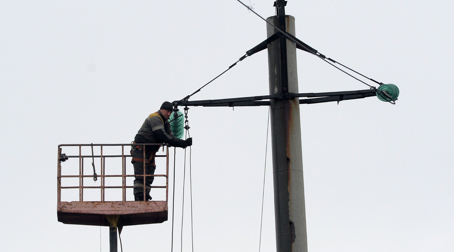 Click to enlarge transmission line