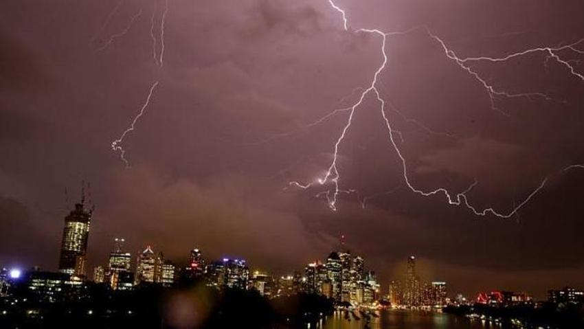 Click to enlarge Brisbane lightning