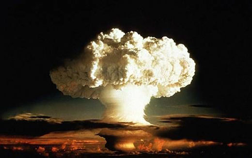 nuclear mushroom cloud