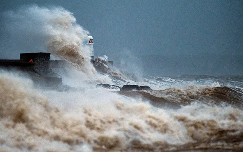 Storm Clodagh batters the harbour wall