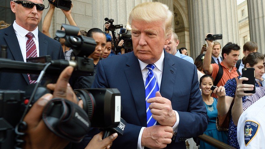 Click to enlarge Donal Trump