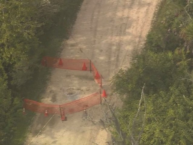 Click to enlarge Lutz FL sinkhole