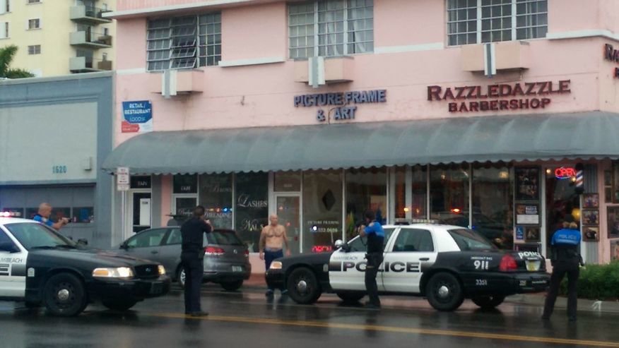 Click to enlarge miami beach bank robbery