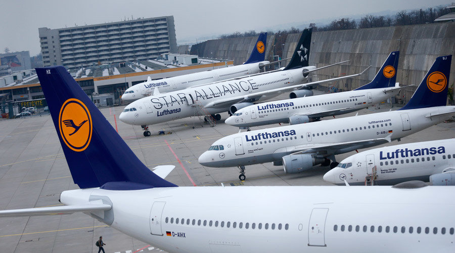 lufthansa planes