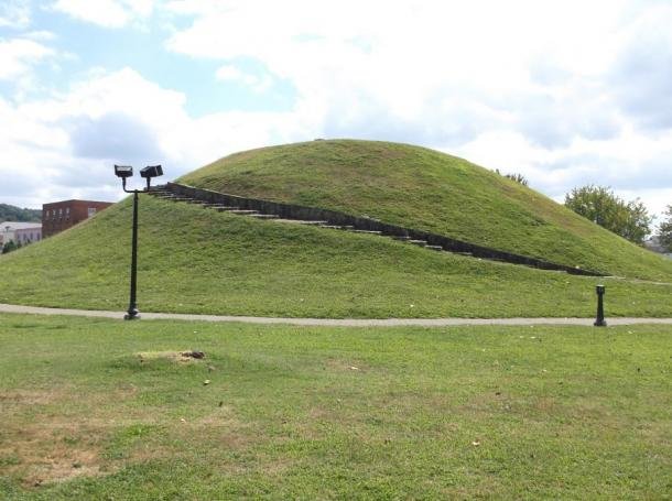 Click to enlarge Criel Mound