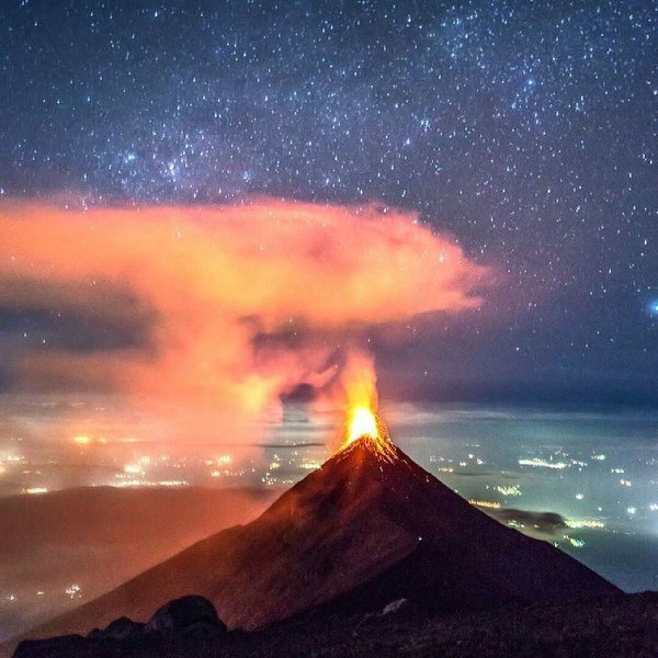 Click to enlarge Fuego volcano eruption