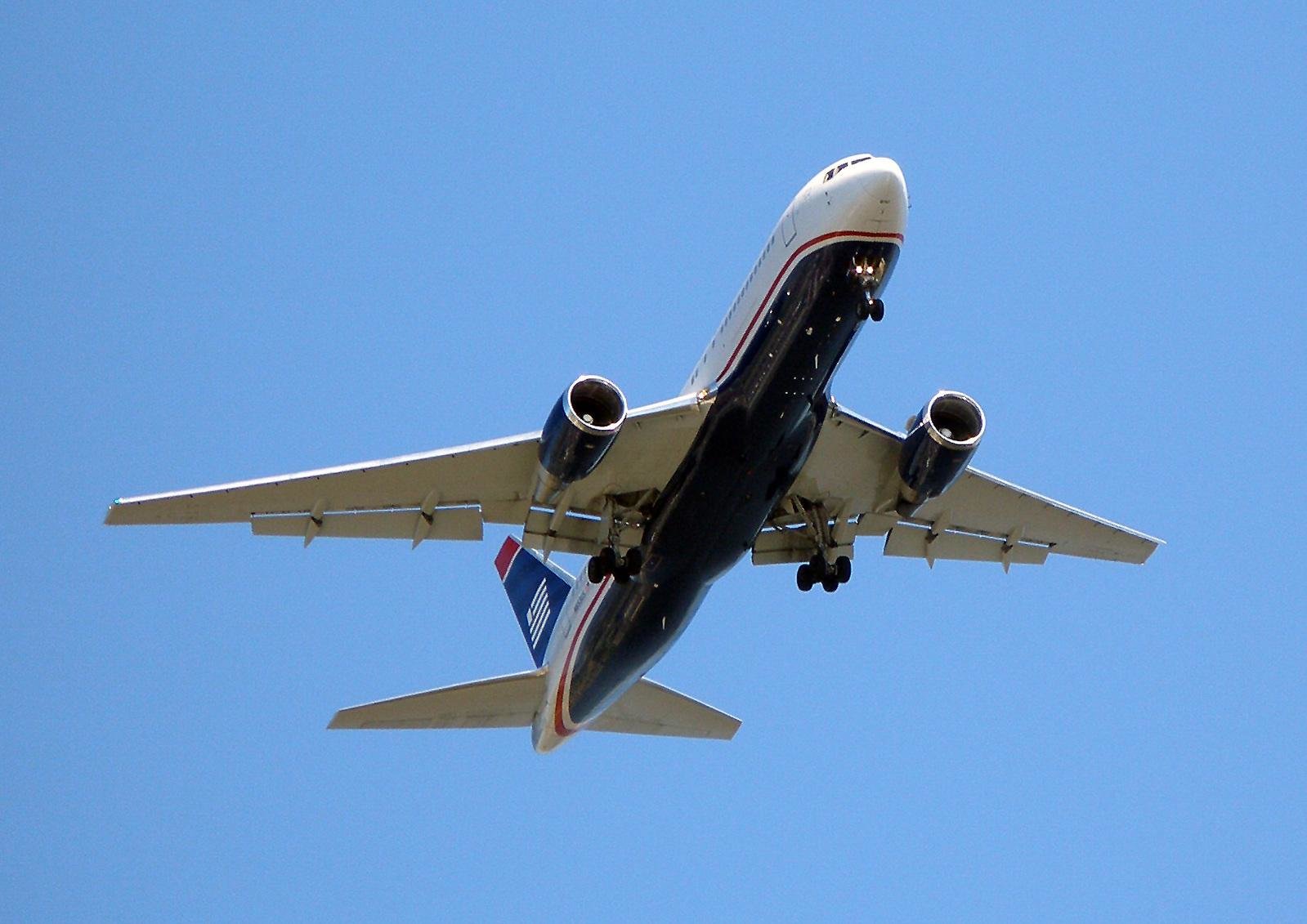Airplane flying