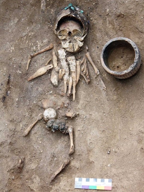 Click to enlarge buried infant