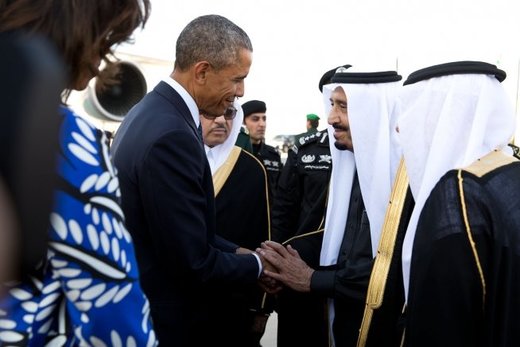 Click to enlarge Saudi king salman greets obama