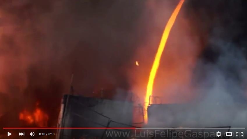 Click to enlarge Firenado in Mexico