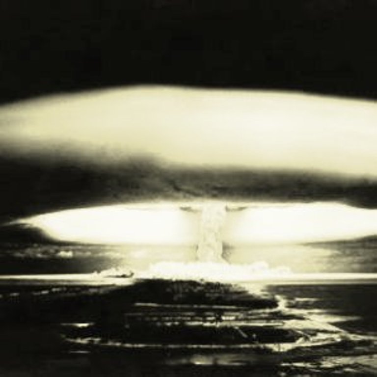 Click to enlarge bomba atomica