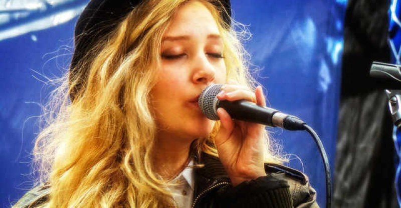 singer
