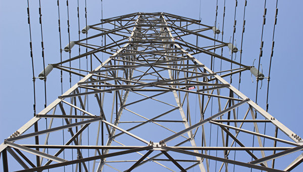 electricity transmission tower