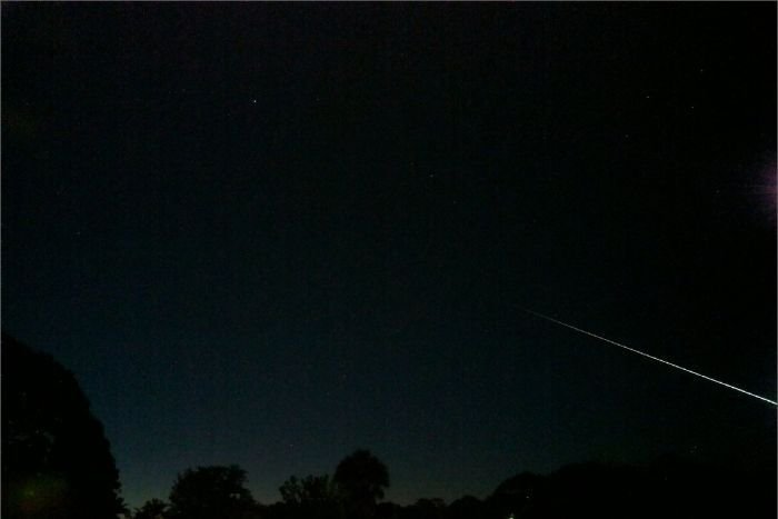Click to enlarge tail end of Brisbane meteor