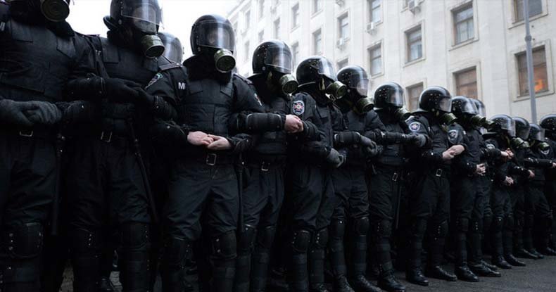 Click to enlarge police blue priviledge