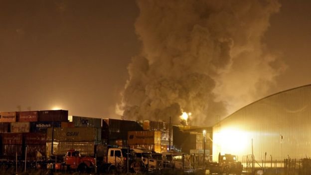 Click to enlarge Santos chemical fire