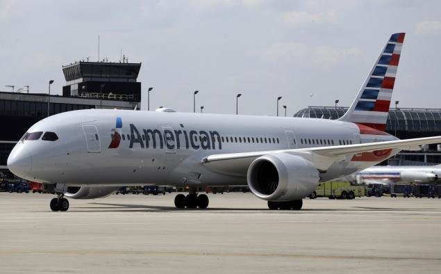 Click to enlarge American Airlines plane