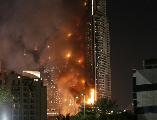 Dubai skyscraper fire 