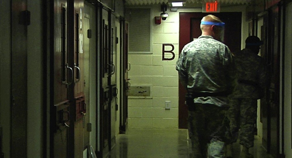 Click to enlarge prison guards guantanamo bay gitmo