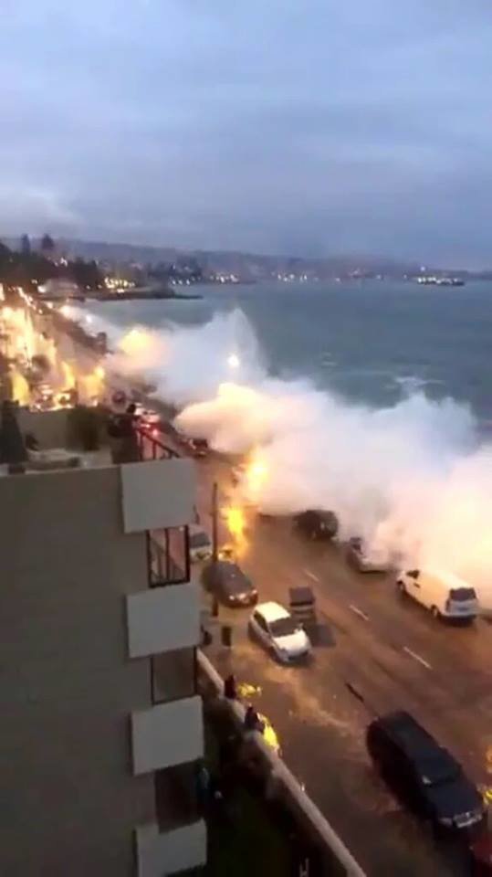 Giant wave, Chile