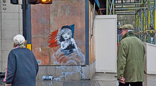 Click to enlarge Banksy Calais immigrants