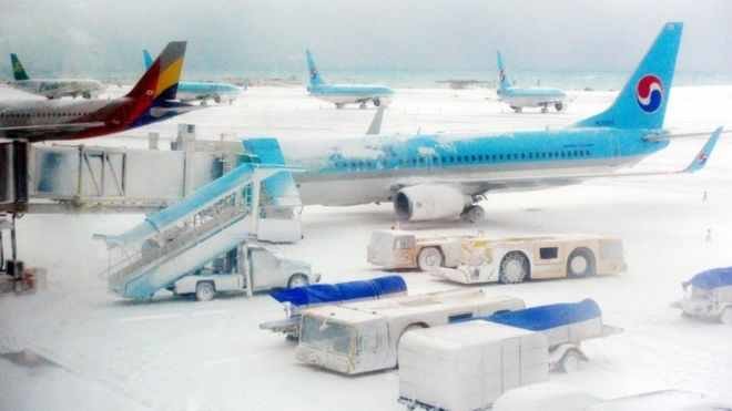 snow at Jeju airport