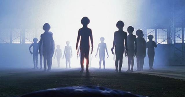 Film Akte X, Aliens