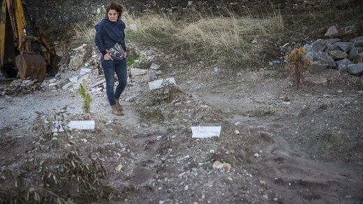 Click to enlarge greece refugees